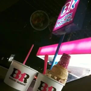 Baskin Robbins Ice Cream: Savor Delicious Treats in Pigeon Forge