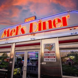 Mel’s Diner: A Taste of Classic Americana