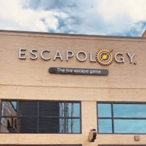 Escapology Pigeon Forge: Immersive Indoor Adventures
