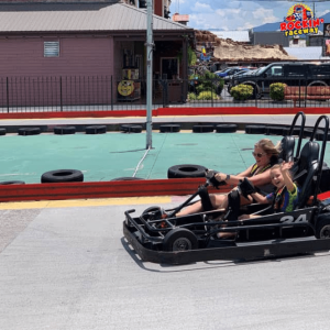 Rockin’ Raceway: Thrills and Fun for Everyone