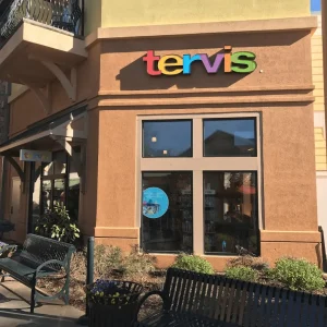 Tervis Store in Pigeon Forge: A Popular Gift Shop for Tourists & Locals