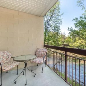 Cedar Lodge Condominiums On The River – Cozy Retreats in Pigeon Forge