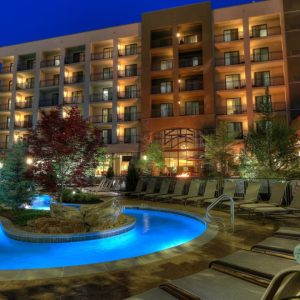 Courtyard by Marriott Pigeon Forge: Enjoy Comfort & Luxury