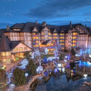 The Inn At Christmas Place: Experience the Magic of Christmas All Year