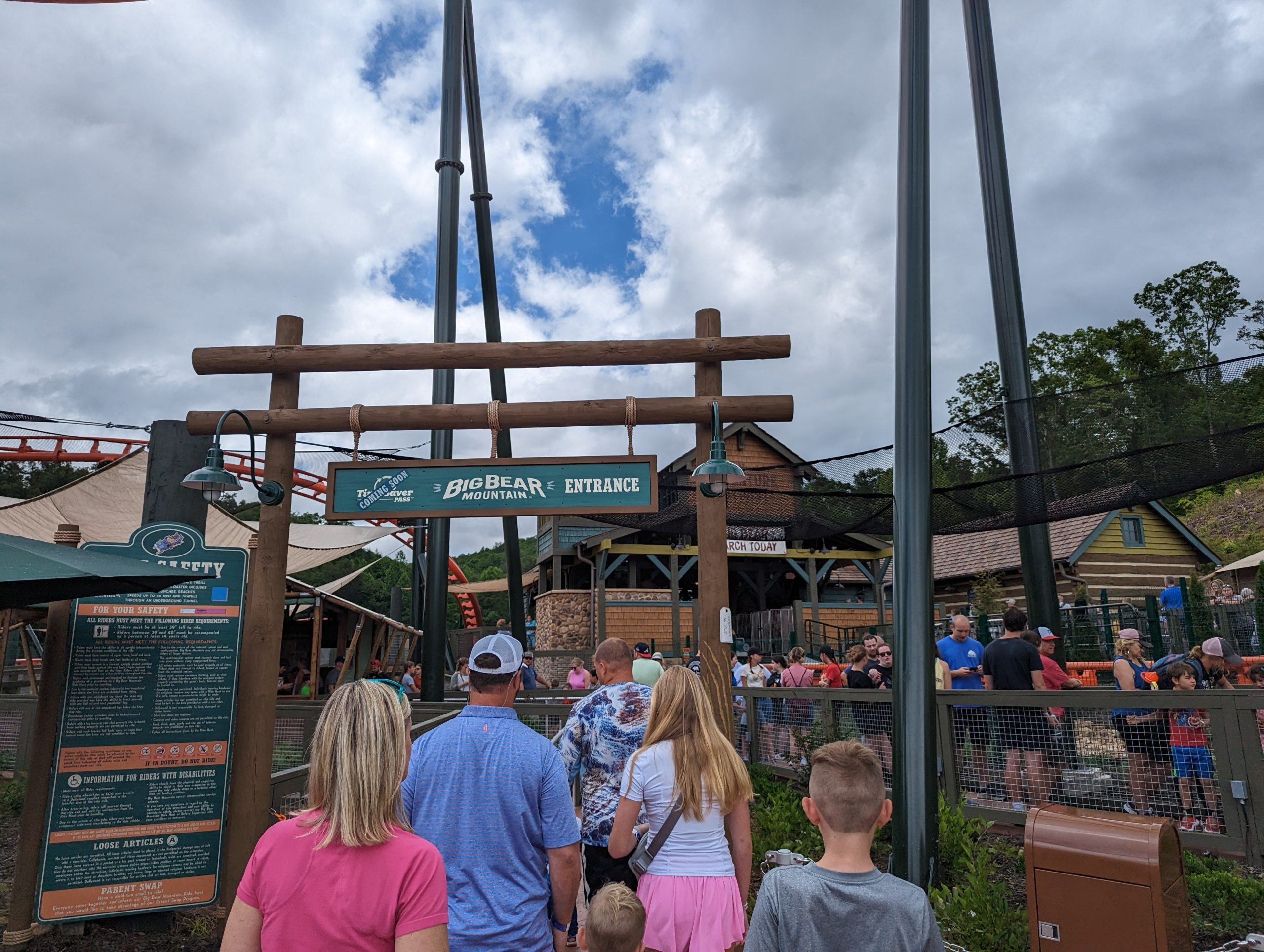 Visitors waiting in line at Big Bear Mountain roller coaster entrance at Dollywood, Pigeon Forge.