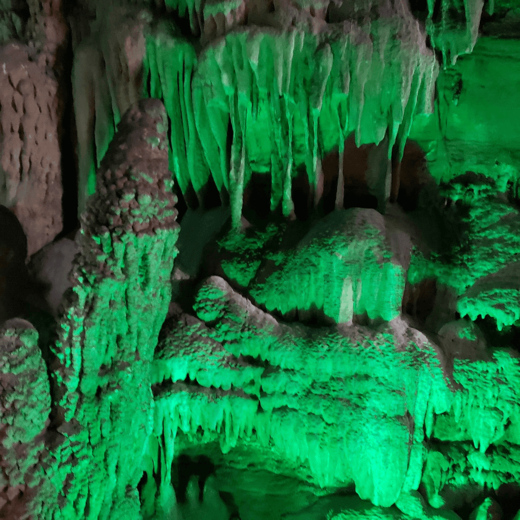 Awe-inspiring sights at Cherokee – found deep within caves in gatlinburg and pigeon forge