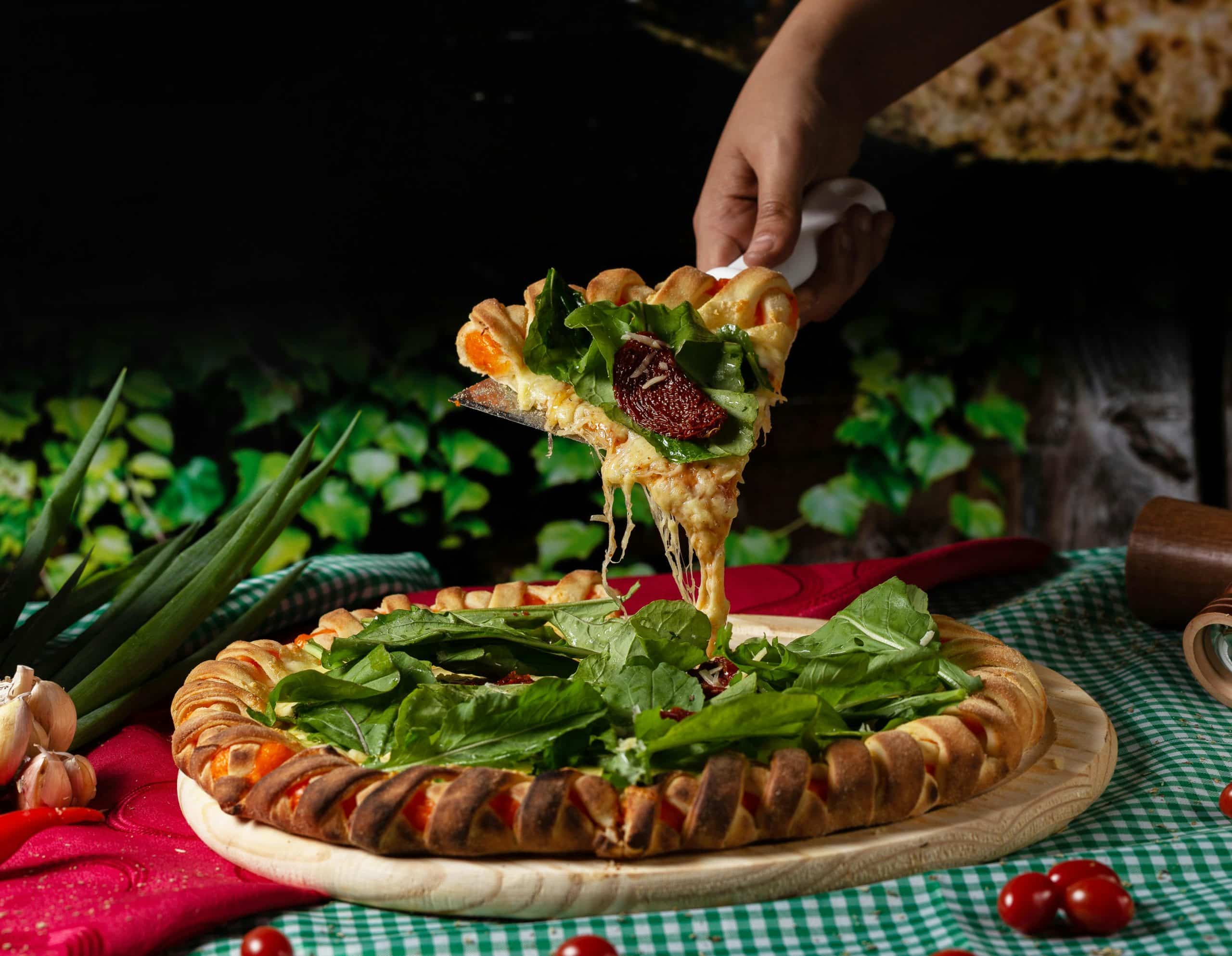 Explore new pizza places in Pigeon Forge