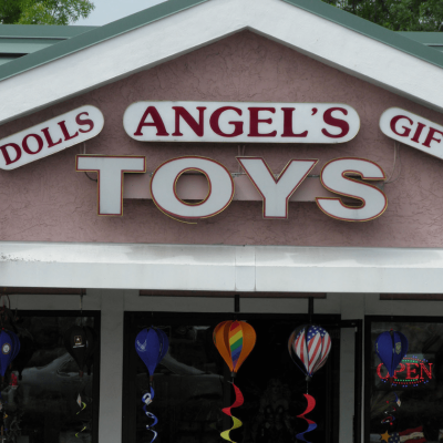 Angels-Dolls-Toys-Gifts-in-pigeon-forge