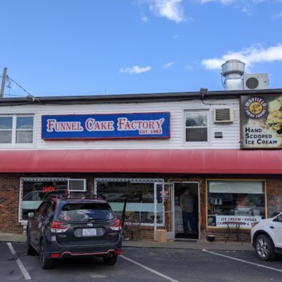 Funnel-Cake-Factory-Pigeon-Forge