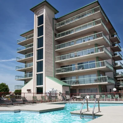River-Place-Condominiums